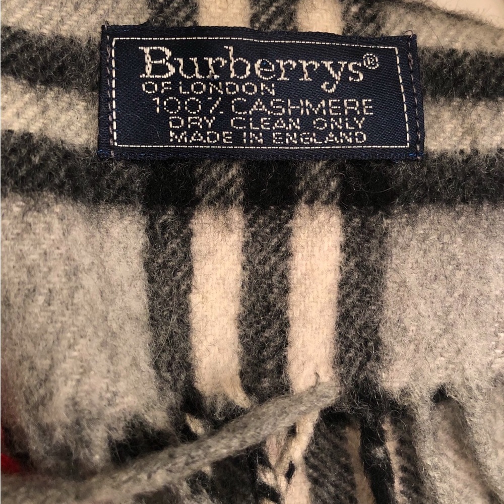 Burberry’s Cashmere Scarf